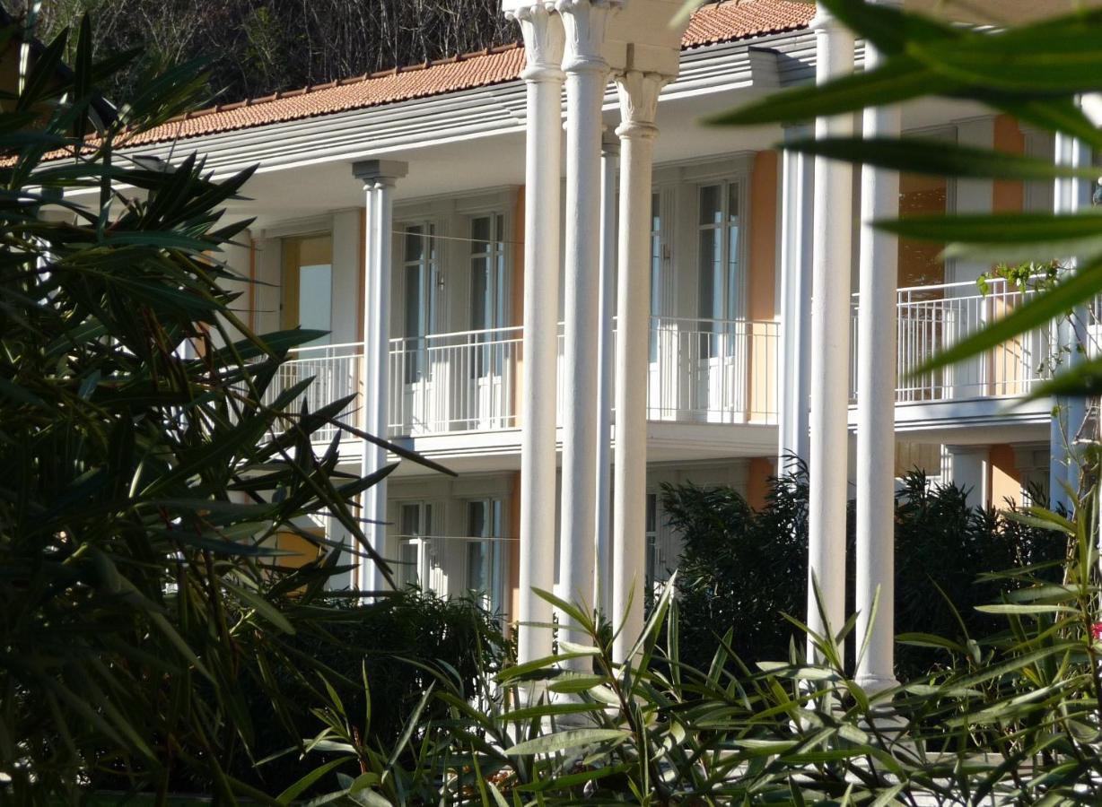 Ville Lago Lugano Porto Ceresio Exterior photo